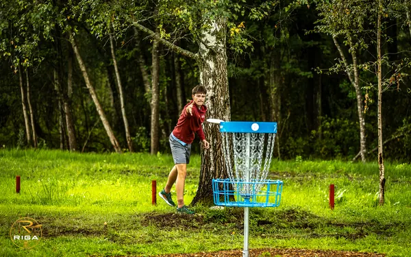 Disc Golf Cup otrā diena Riga Disc Golf Park