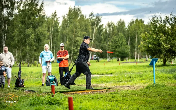 Disc Golf Cup otrā diena Riga Disc Golf Park