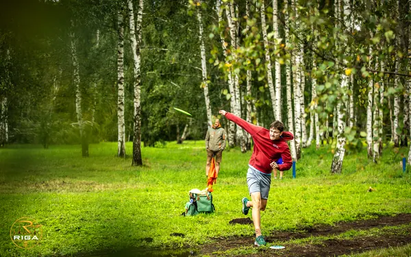 Disc Golf Cup otrā diena Riga Disc Golf Park