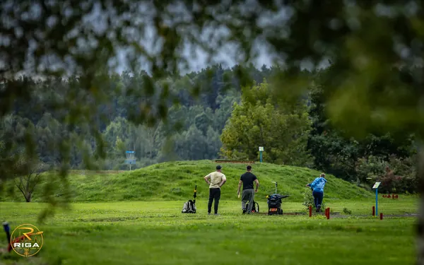 Disc Golf Cup turnīrs Riga Disc Golf Park