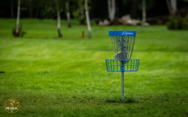 Disc Golf Cup turnīrs Riga Disc Golf Park