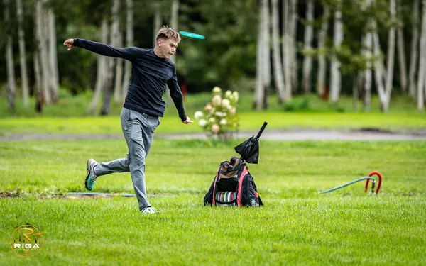 Disc Golf Cup turnīrs Riga Disc Golf Park