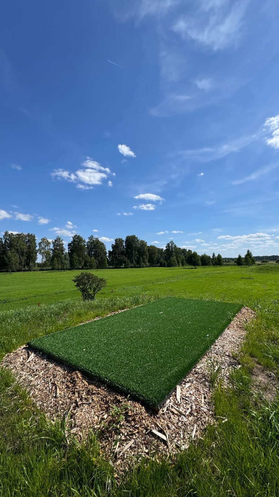 Mākslīgā seguma metiena vieta